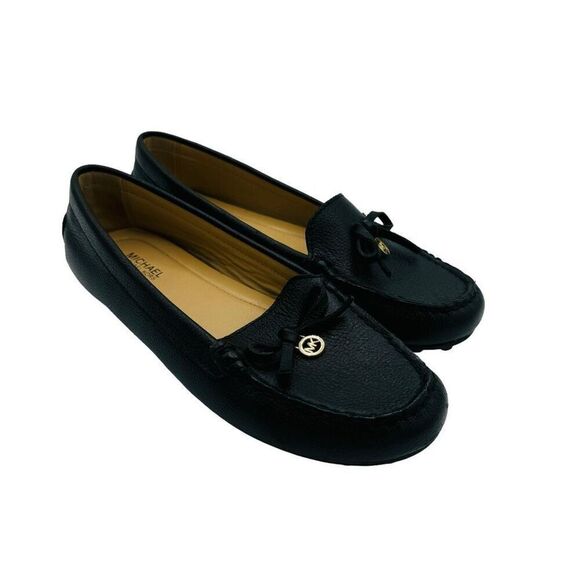 Michael Kors Shoes - Michael Kors Everett Moc Flats Size 6 Black Leather Loafers Bow Logo Moccasins
